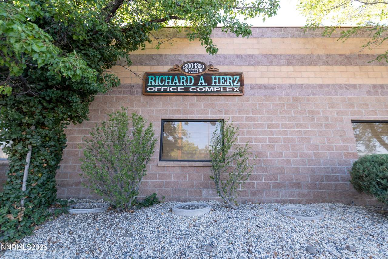 1340 Curry Street - Photo 1