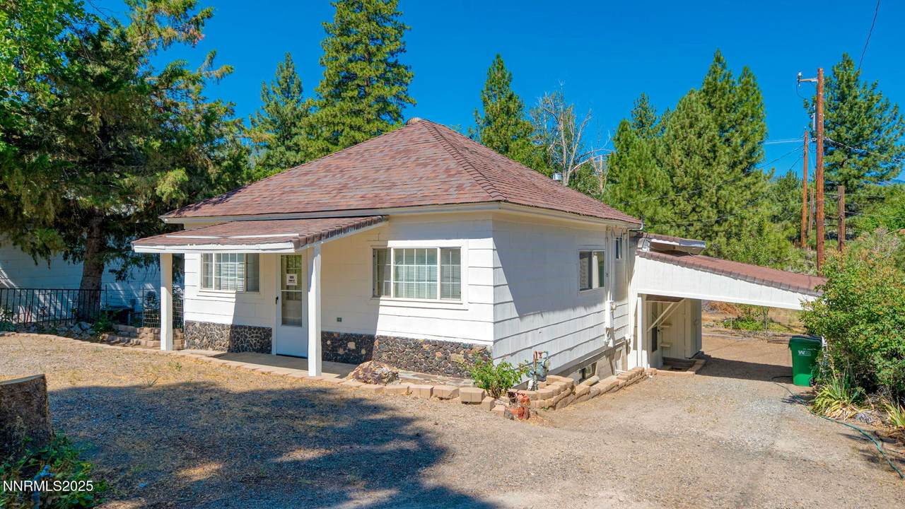 606 Front Street - Photo 1