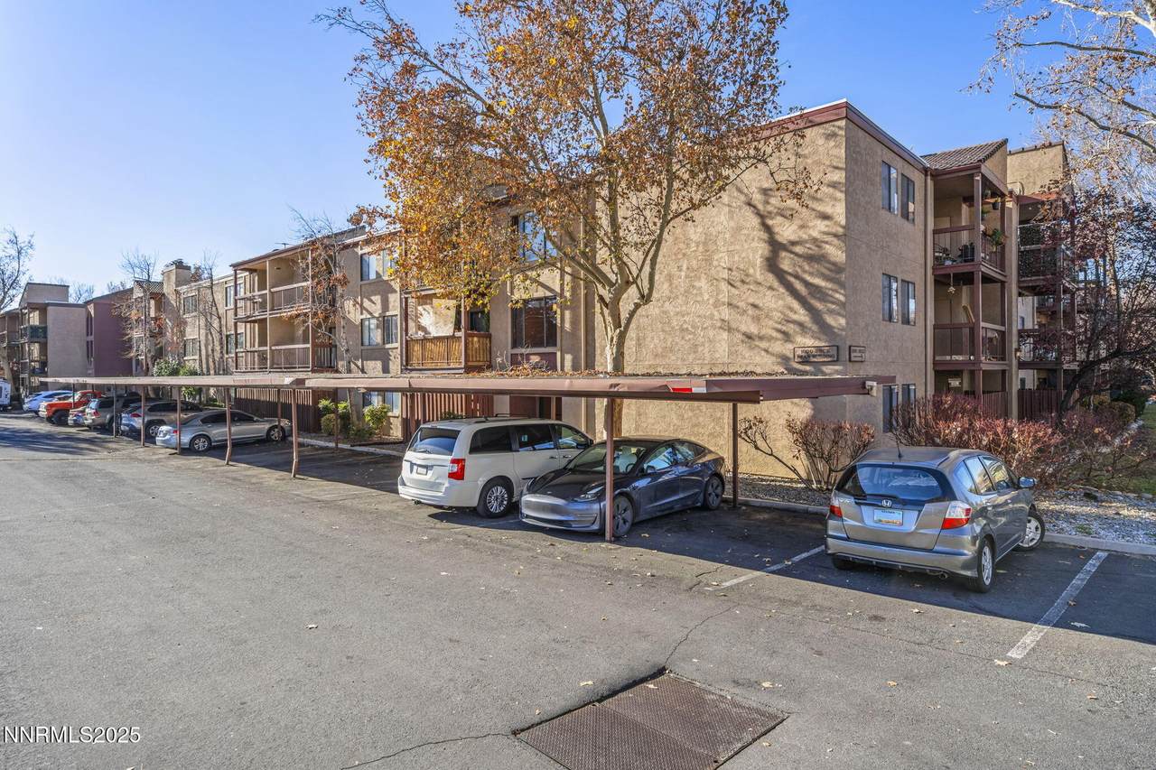 2955 Lakeside Drive - Photo 1