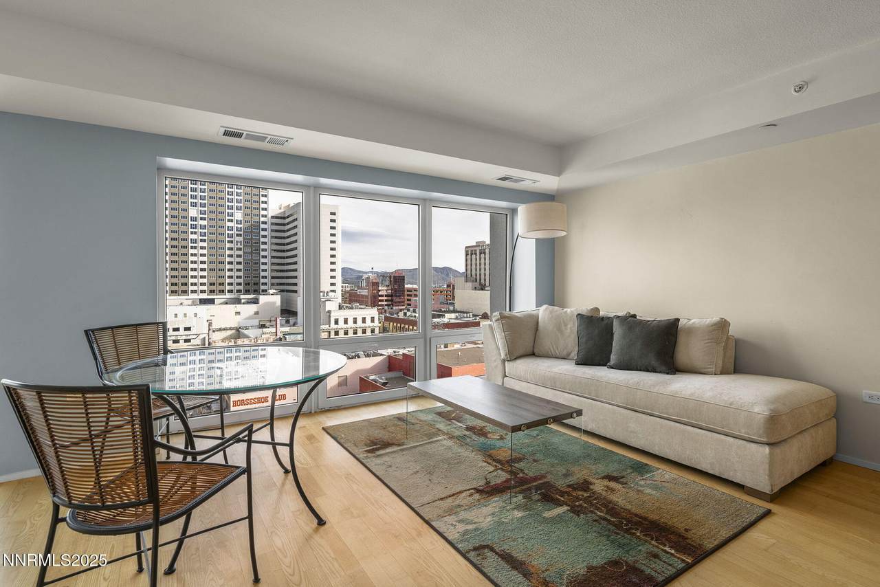 255 Sierra Street - Photo 1