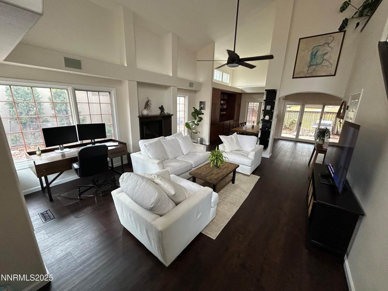 655 Riverview Circle - Photo 1