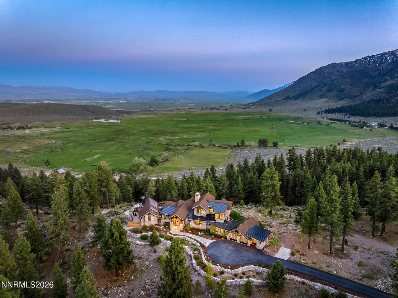 https://bt-photos.global.ssl.fastly.net/reno/1280_boomver_2_20250515232353080751000000-2.jpg