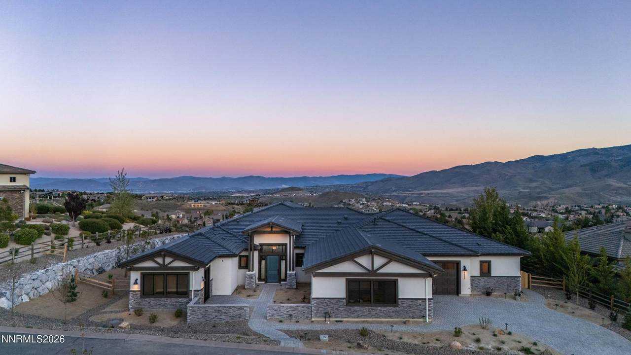 8674 Eagle Chase Trail - Photo 1