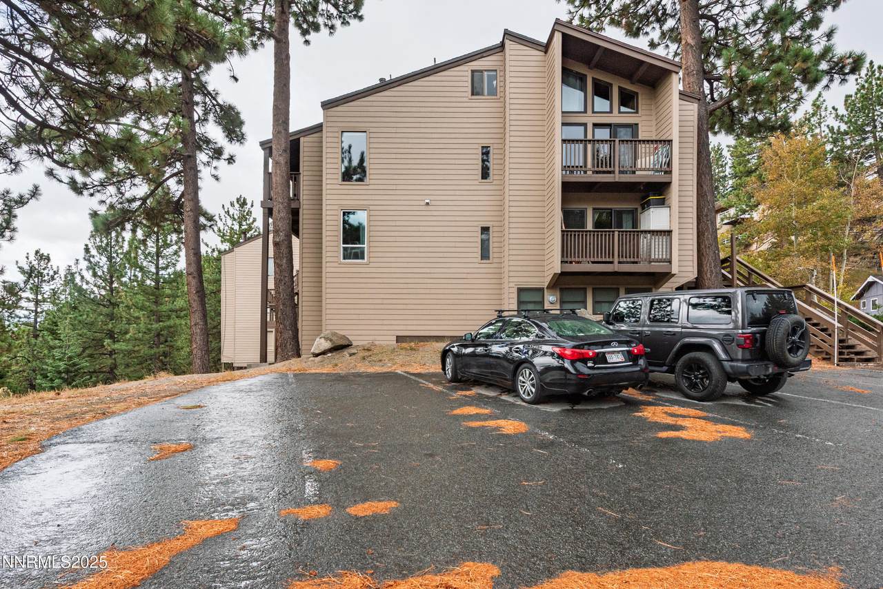 111 Tramway #5 Drive - Photo 1