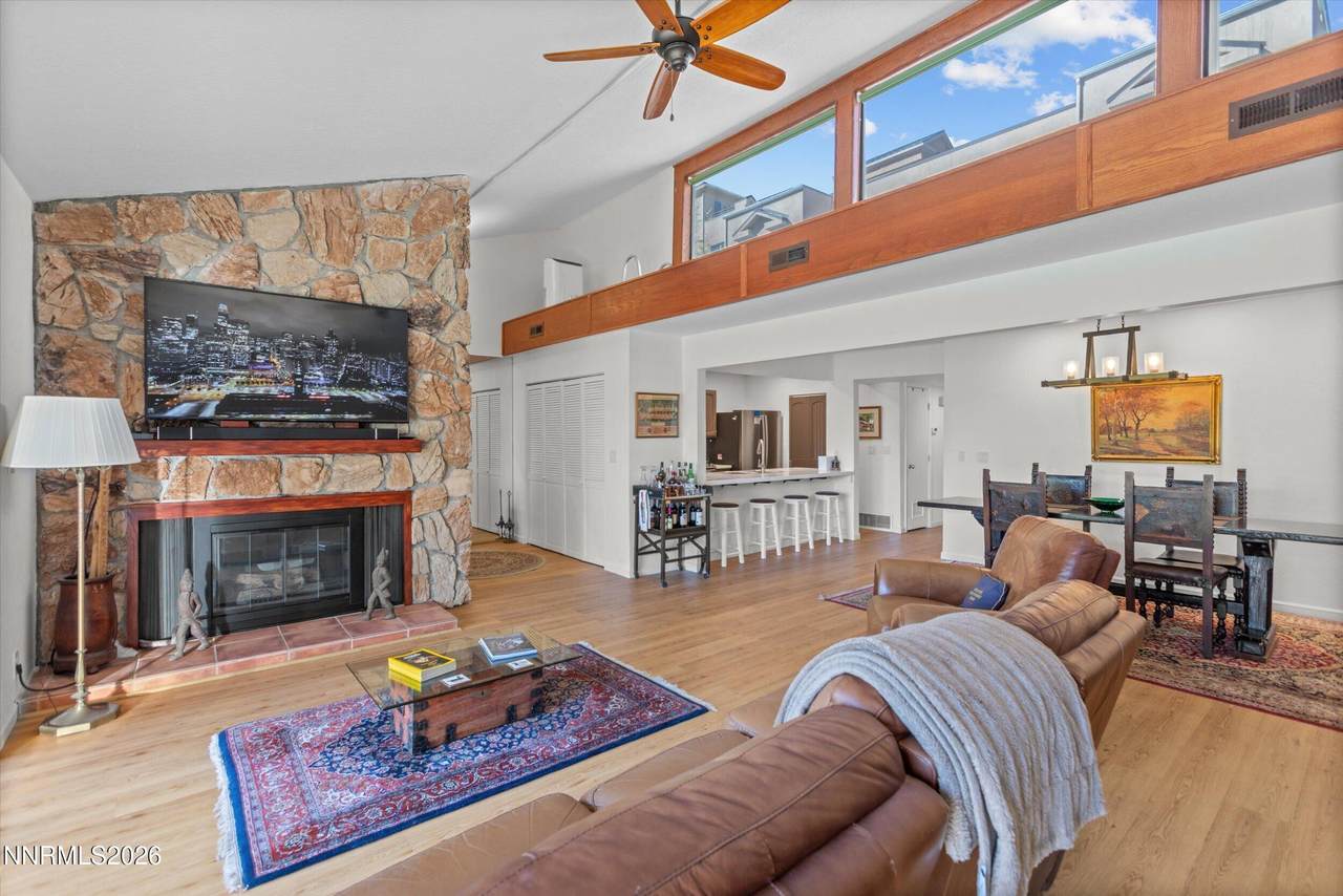 524 Island Avenue - Photo 1