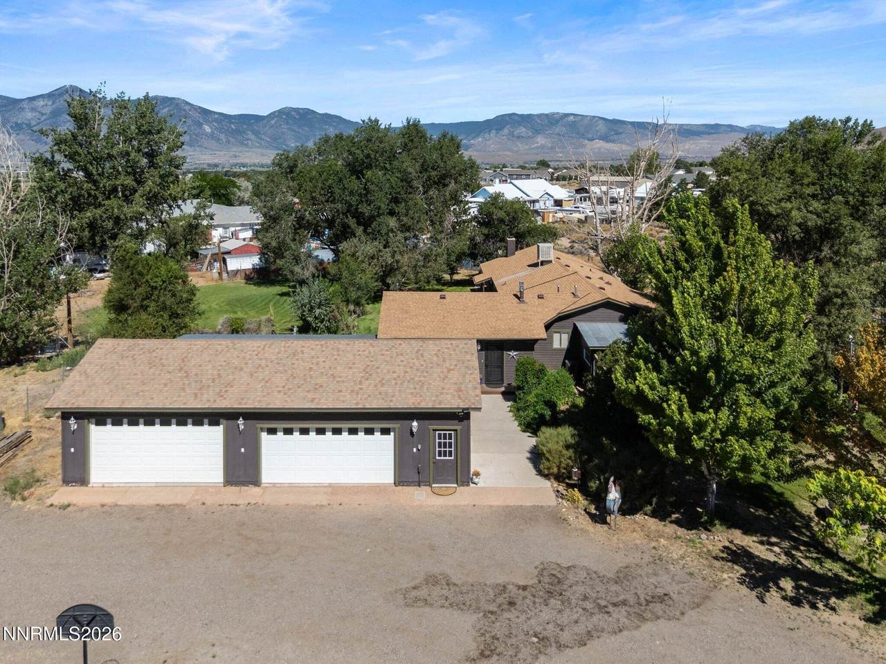 2530 Henning Lane - Photo 1