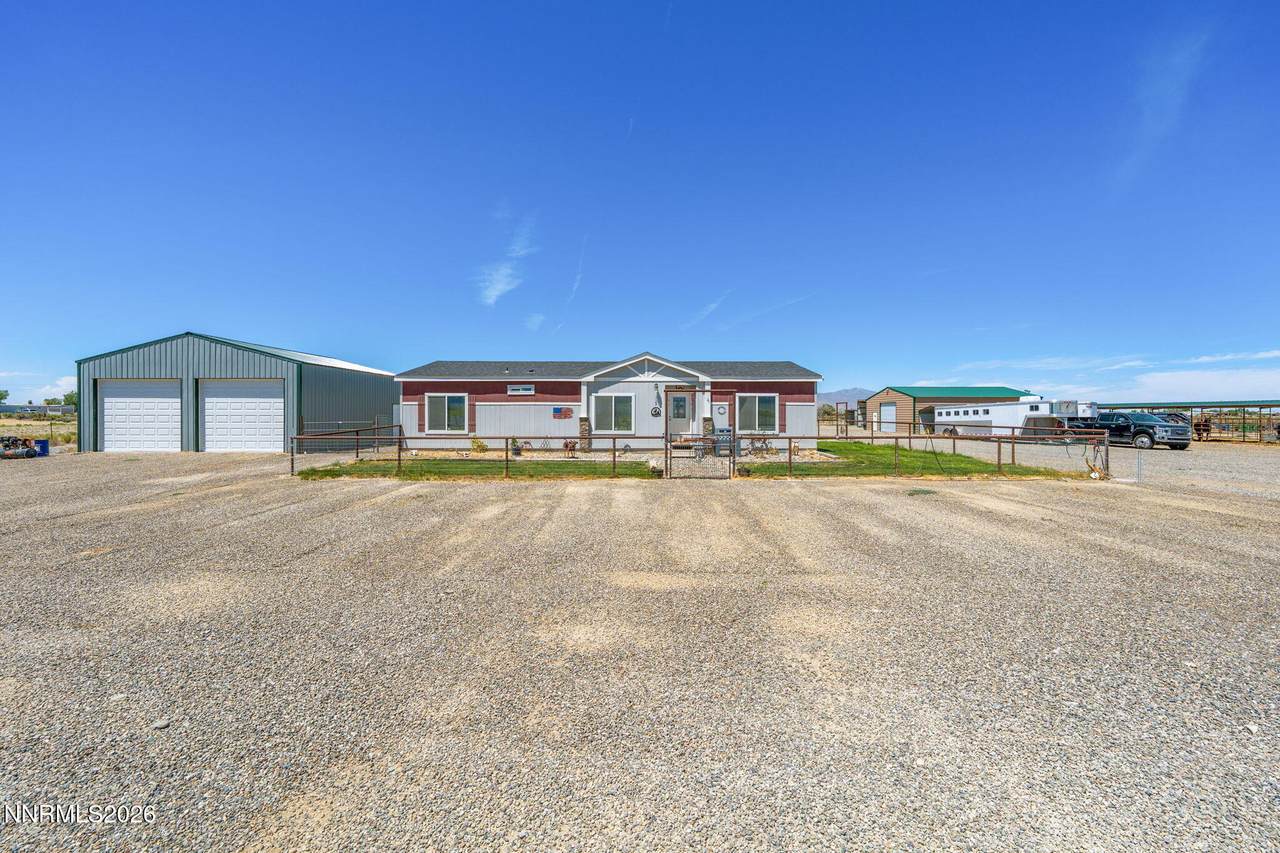 1729 2300 E Street - Photo 1