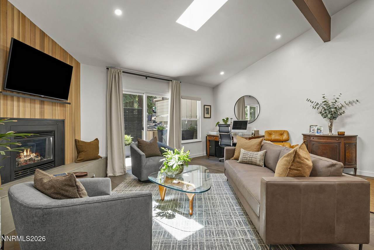 321 Ski Way - Photo 1