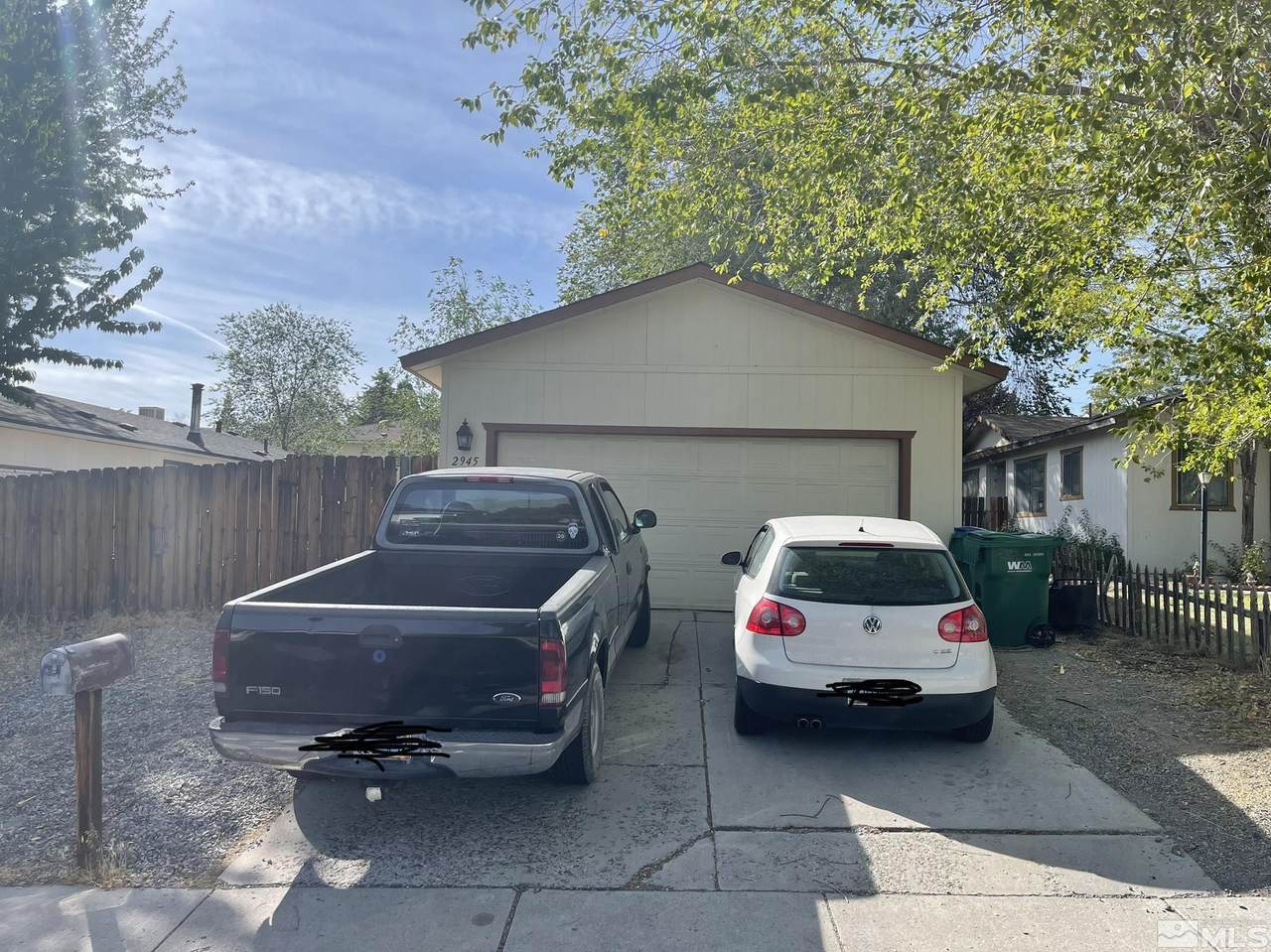 2945 Harding Circle - Photo 1
