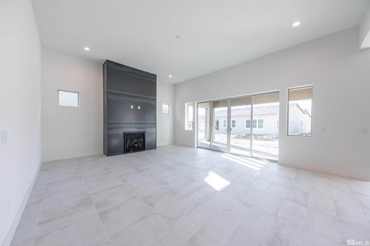 8949 Suncreek Trail - Photo 1