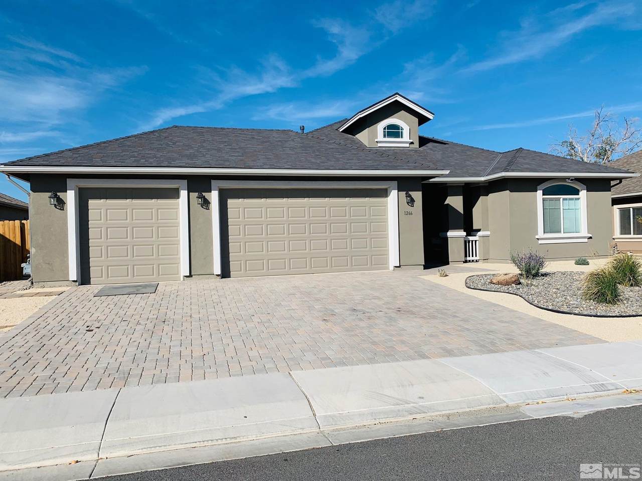 1266 Rainbow Ln - Photo 1