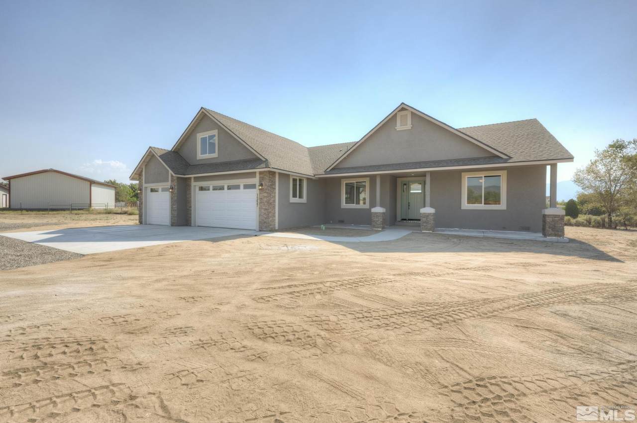 1357 Downs Dr - Photo 1