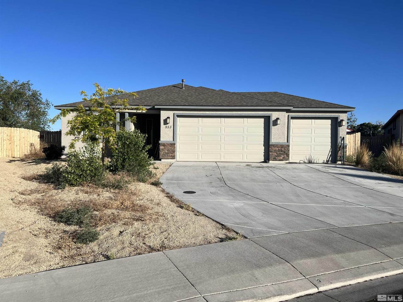 553 Osprey Way - Photo 1