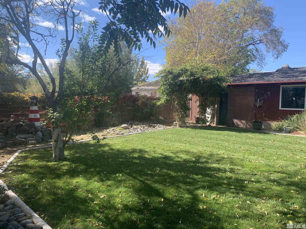 30 West - Photo 1