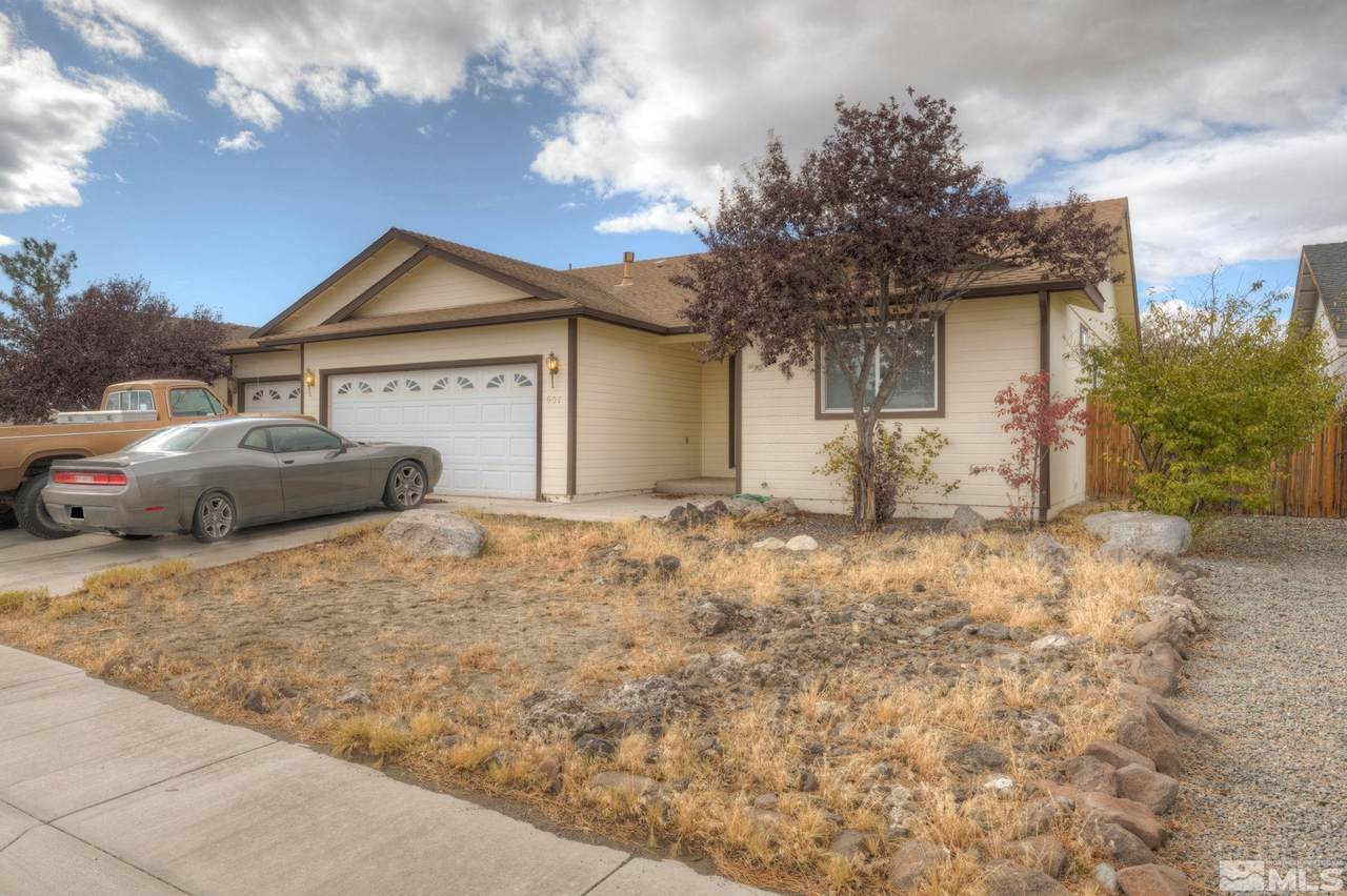 907 Jessica Ln - Photo 1