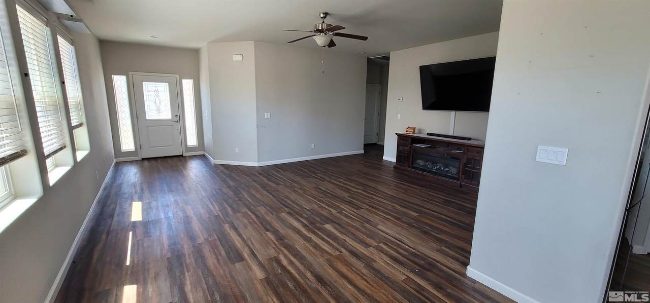 174 Walnut - Photo 1