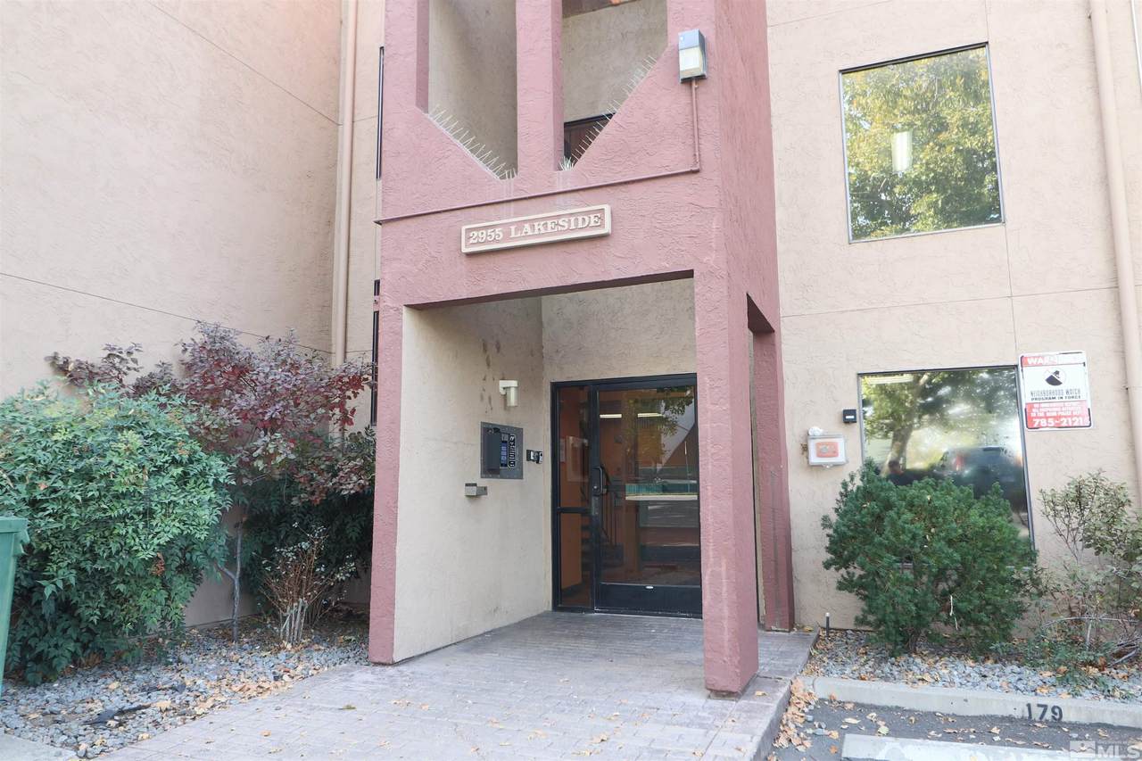 2955 Lakeside - Photo 1