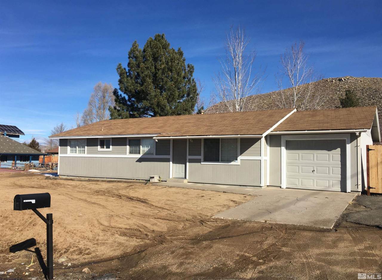 405 Kess Way - Photo 1