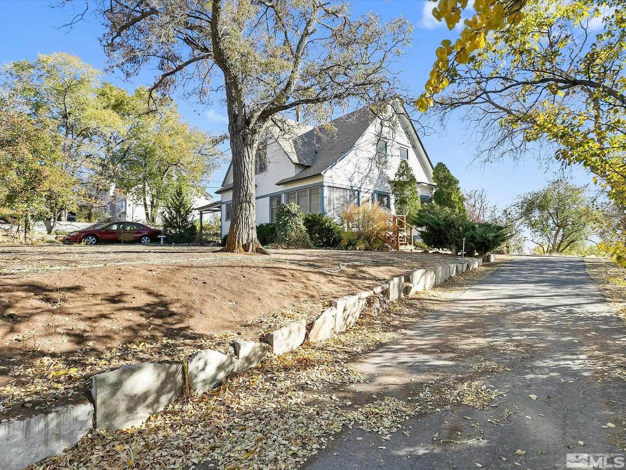 2528 Comstock Drive - Photo 1