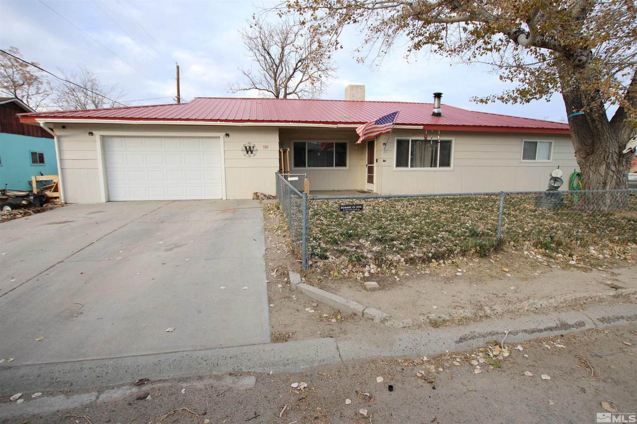 101 Hermansen - Photo 1