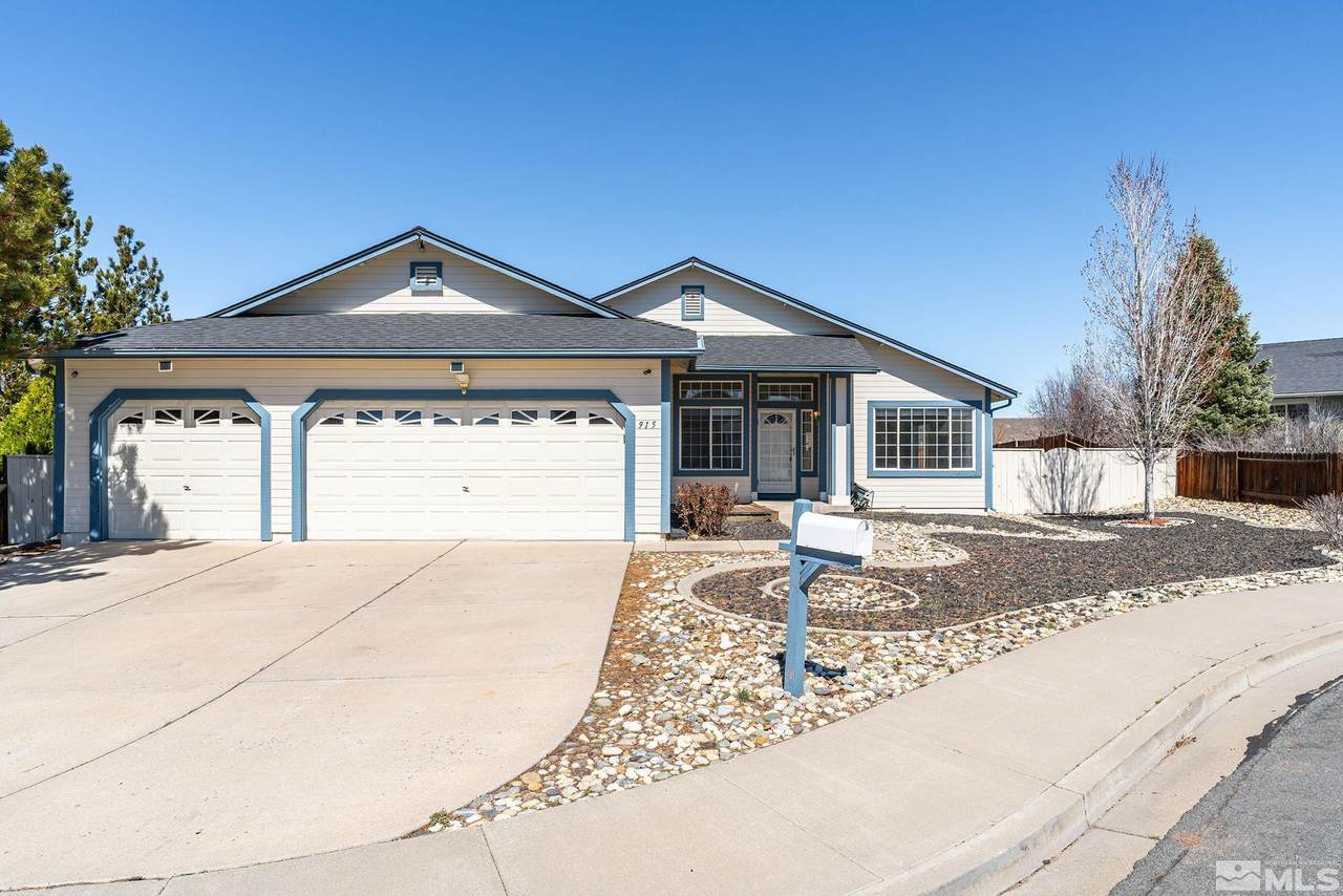 915 University Green Court - Photo 1