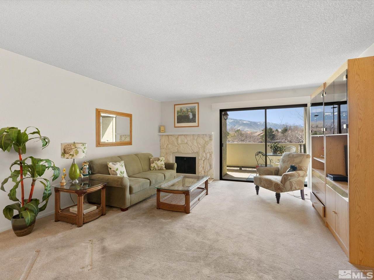 2845 Idlewild Drive - Photo 1