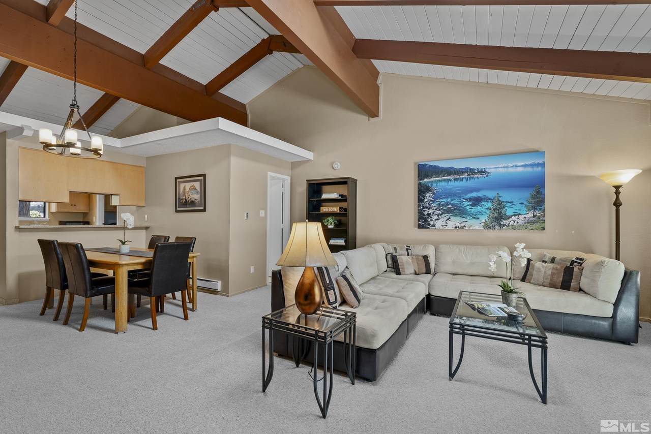 321 Ski Way - Photo 1