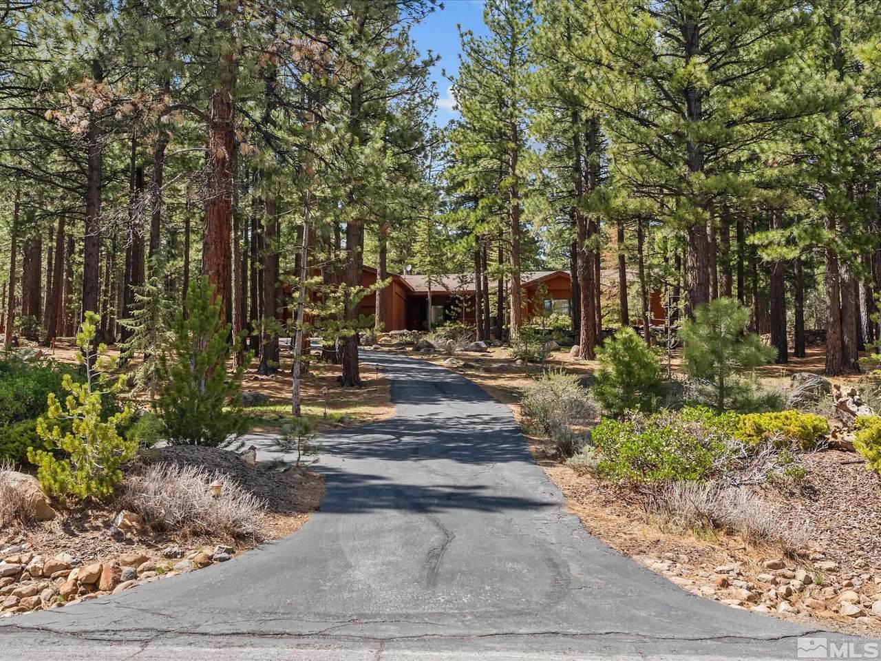 805 Yellow Pine Road - Photo 1