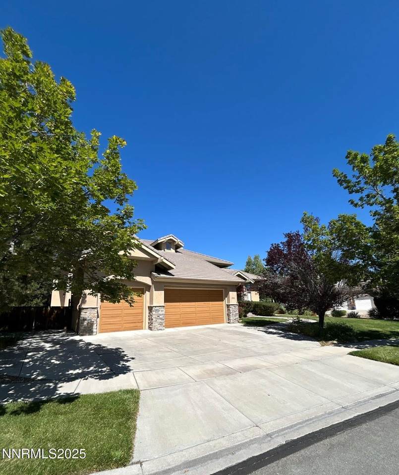 6785 Eagle Wing Circle - Photo 1