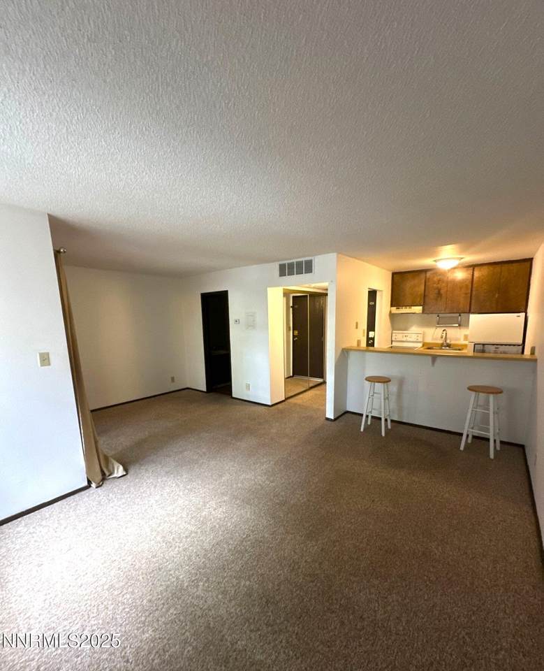 1000 Beck Street - Photo 1