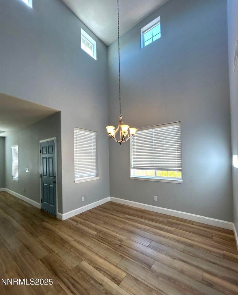 https://bt-photos.global.ssl.fastly.net/reno/1280_boomver_2_250055023-2.jpg