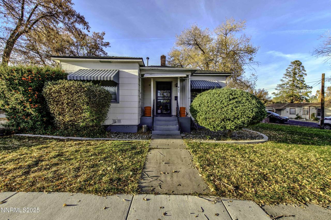 407 Imperial Boulevard - Photo 1