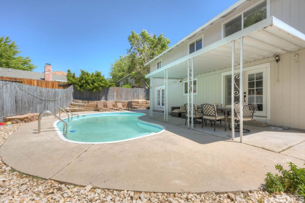 3393 Truckee Ln - Photo 1