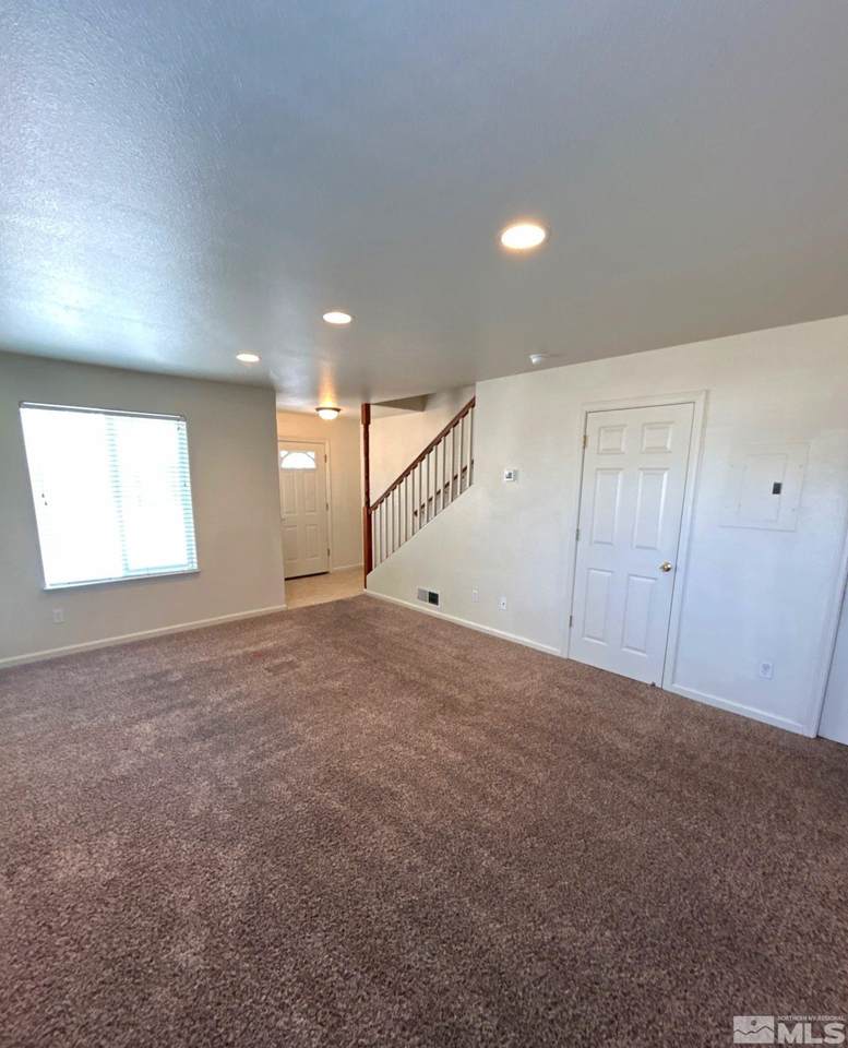 https://bt-photos.global.ssl.fastly.net/reno/1280_boomver_3_250002996-2.jpg
