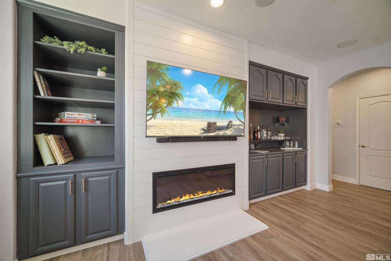 7480 Windswept Loop - Photo 1