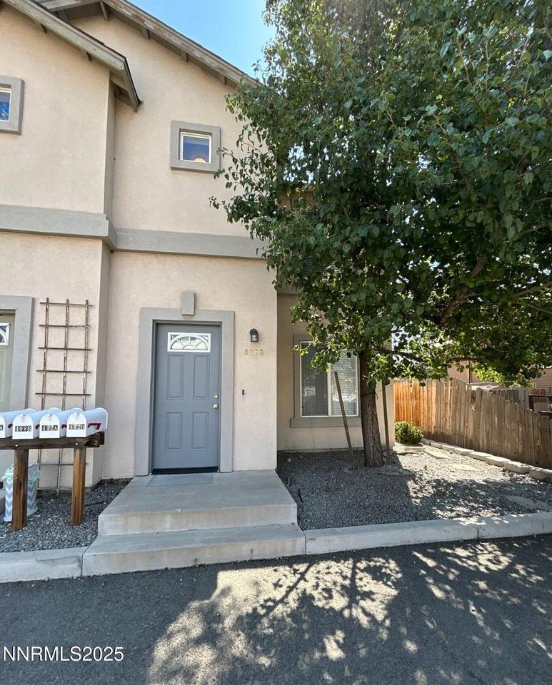 408 10th Street - Photo 1