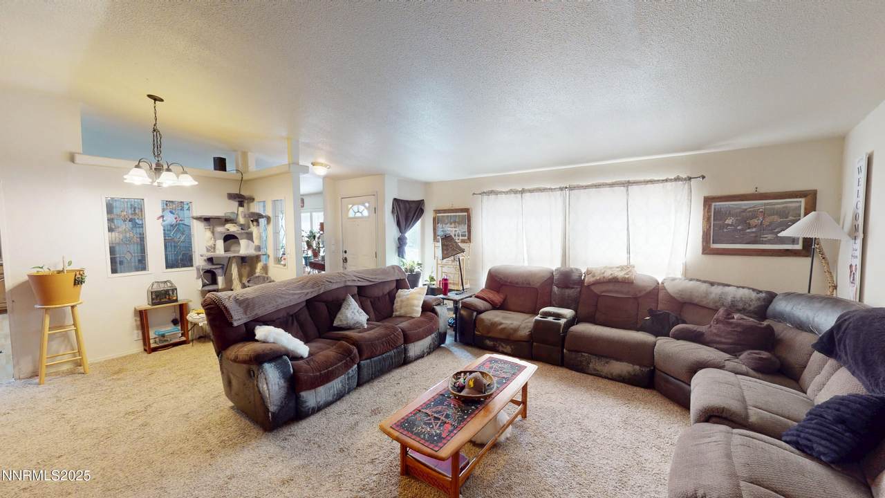 https://bt-photos.global.ssl.fastly.net/reno/1280_boomver_3_250054976-2.jpg