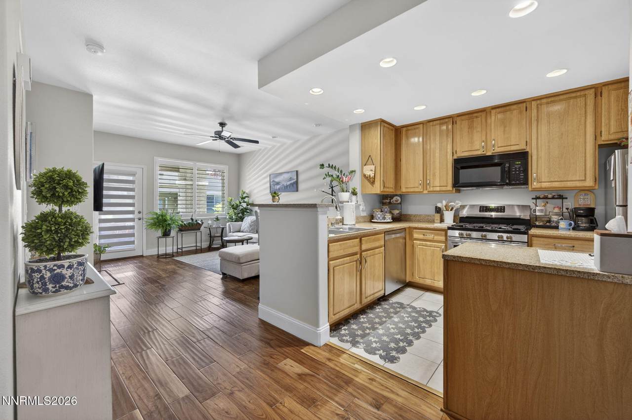 900 Meadows Parkway - Photo 1
