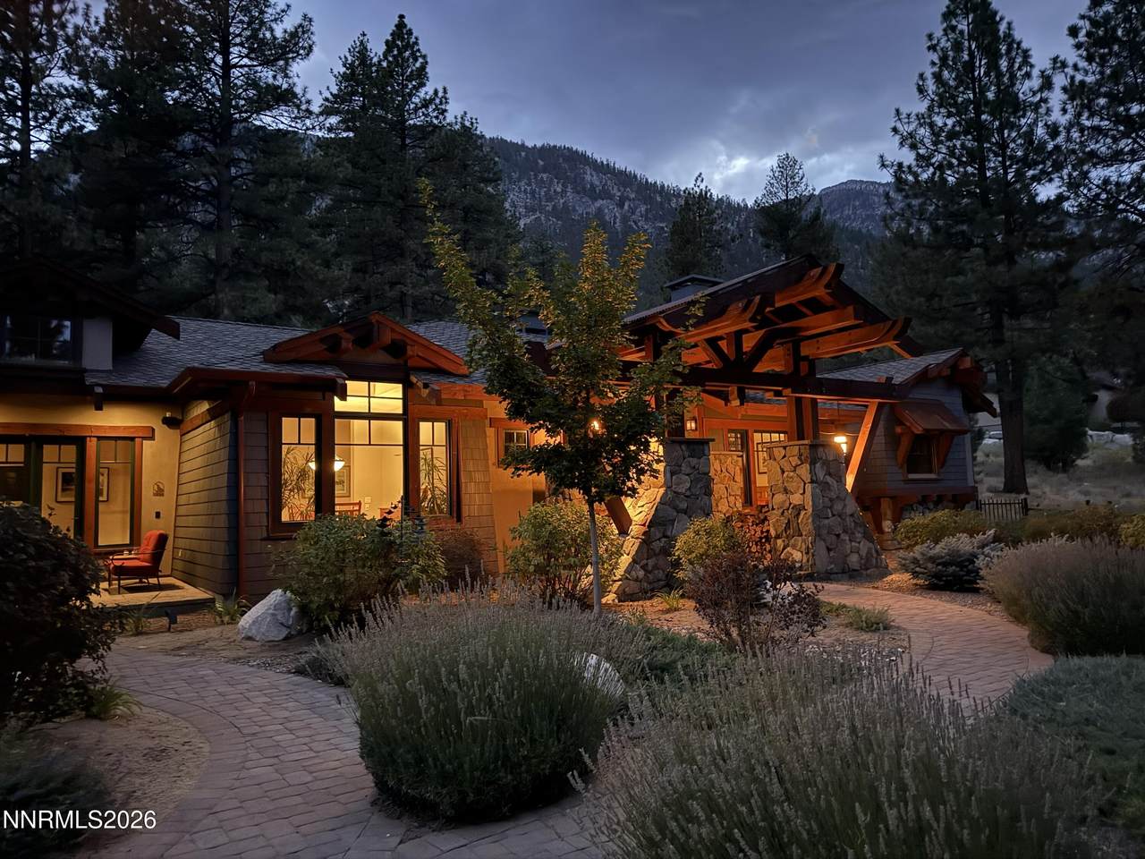 https://bt-photos.global.ssl.fastly.net/reno/1280_boomver_4_20260604013619432185000000-2.jpg