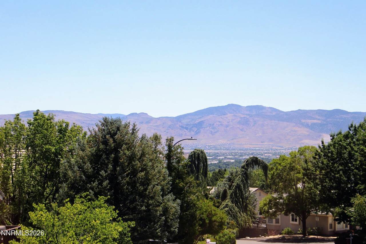 https://bt-photos.global.ssl.fastly.net/reno/1280_boomver_4_20260624210637570210000000-2.jpg