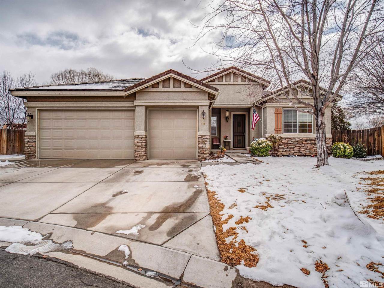 113 Turnberry Ct - Photo 1