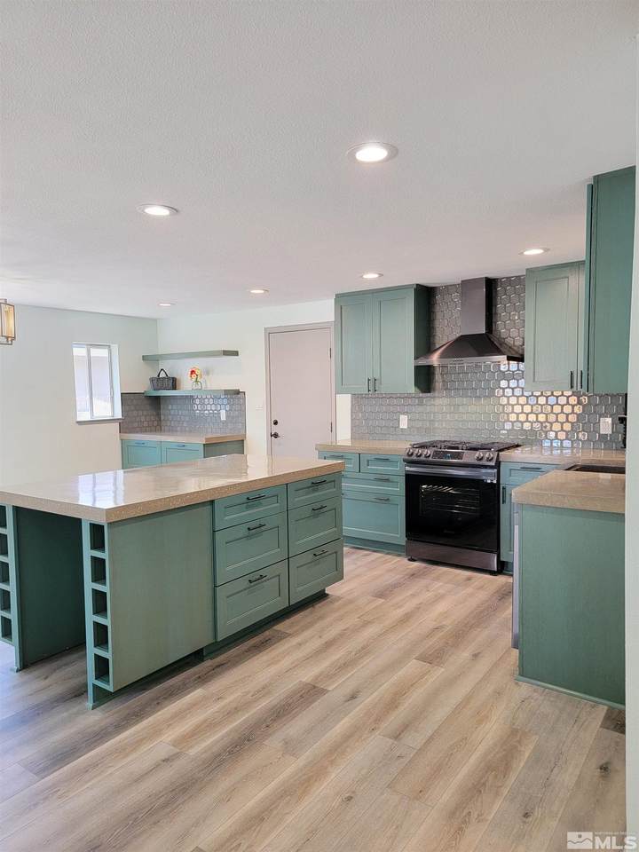 1270 Breaker Ct - Photo 1