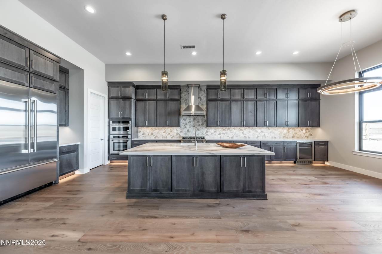 2935 Sunlit Loop - Photo 1