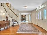 2424 Manhattan - Photo 17