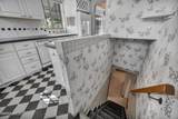 590 St Lawrence Avenue - Photo 21