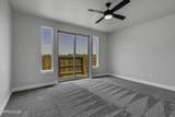 986 La Strata Drive - Photo 14