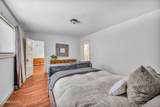 240 Center Street - Photo 30