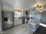 370 Connelly St - Photo 11