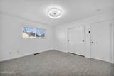 1642 York Way - Photo 15