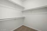 900 Meadows Parkway - Photo 19